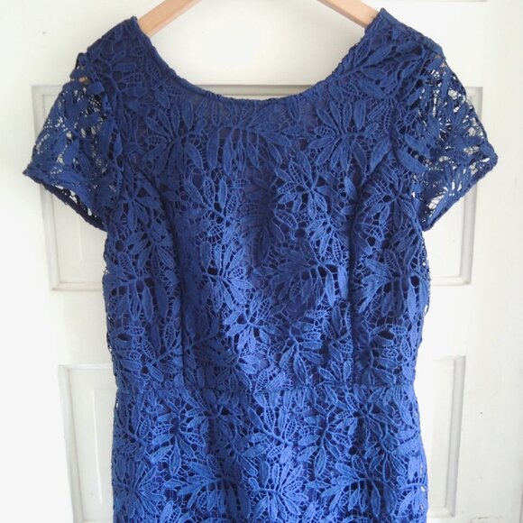 Lulus Blue Floral Lace Overlay Cocktail Sheath Dress XL - Picture 2 of 9